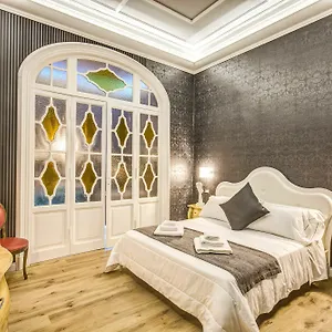 https://suite-in-rome-veneto.it-romehotels.com