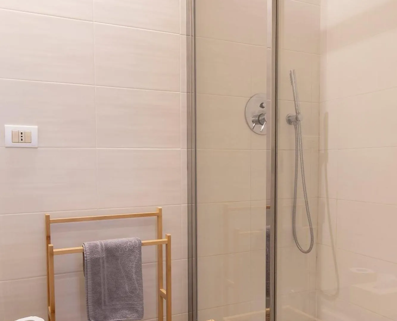 Vittore Rooms & Apartment Milánó 0*,  Olaszország